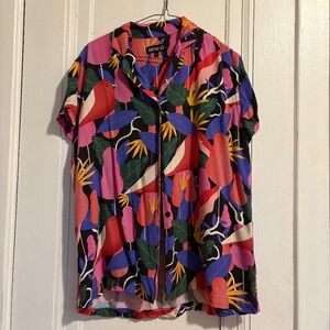 Women’s bird print button down blouse